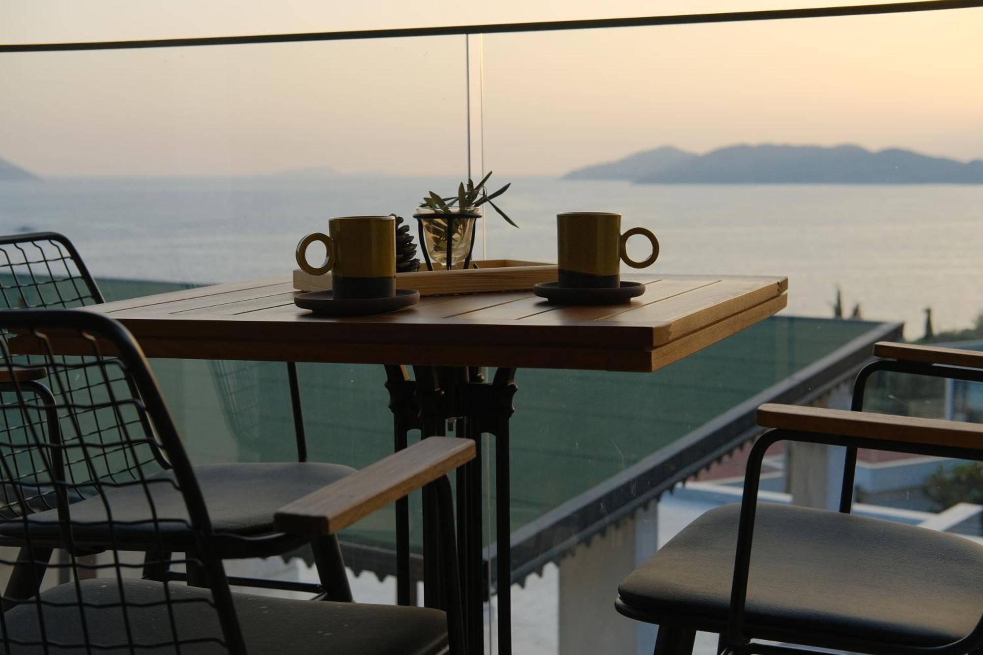 Kaktus Suites Каш Екстериор снимка