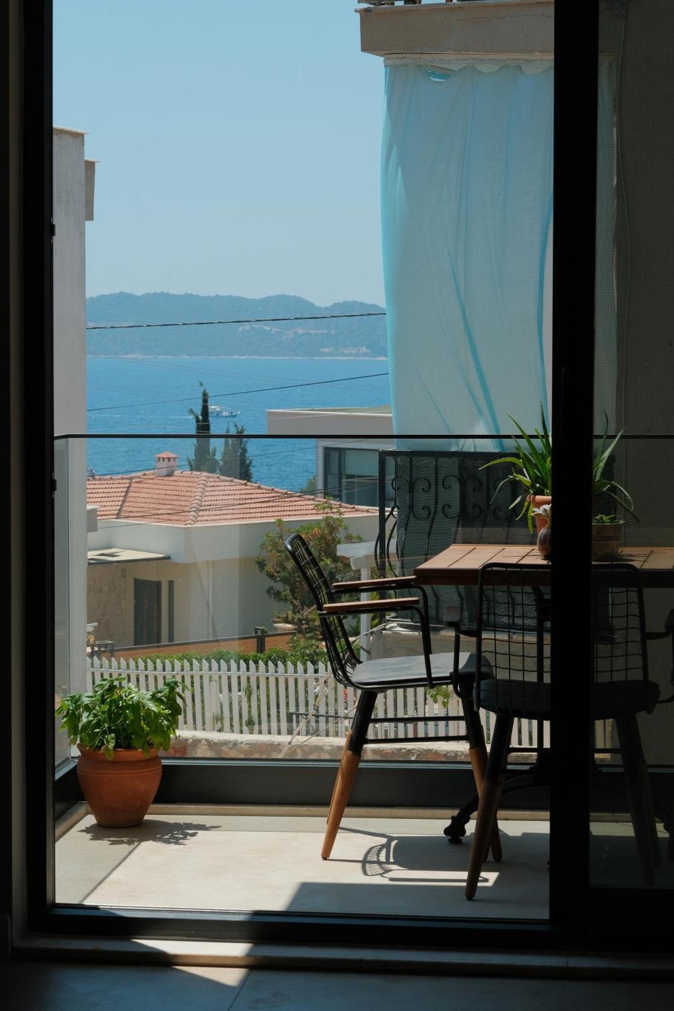 Kaktus Suites Каш Екстериор снимка