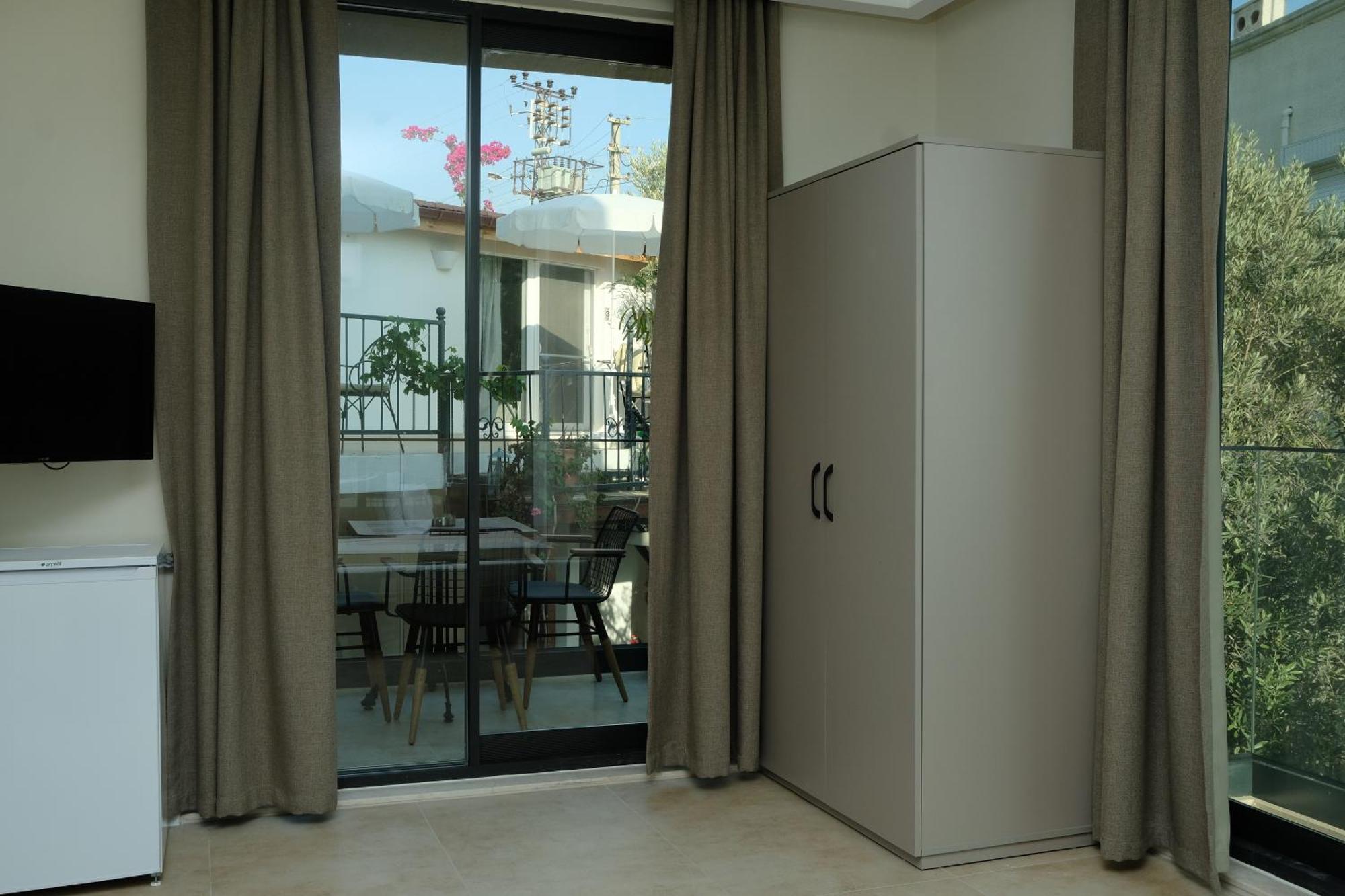 Kaktus Suites Каш Екстериор снимка